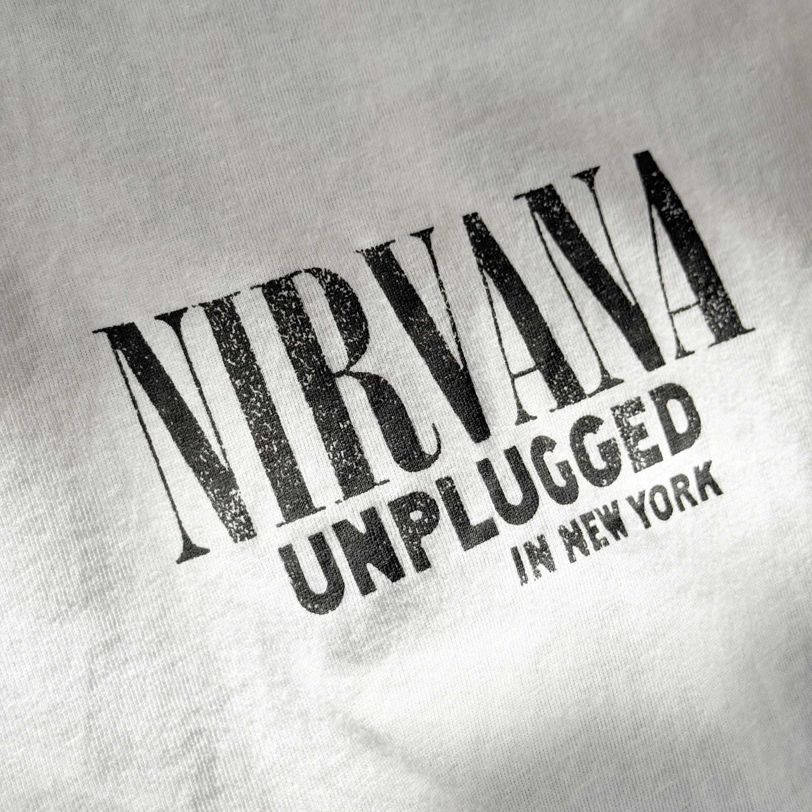 تیشرت وارداتی طرح Unplugged چاپ دورو Specials