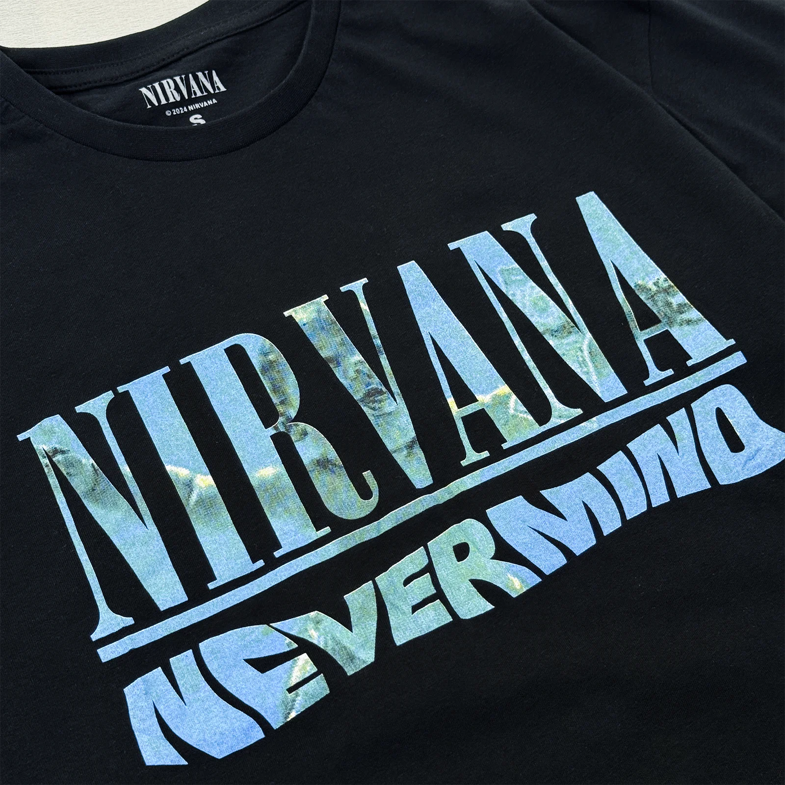 تیشرت وارداتی نیروانا طرح دورو لیمیتد Nirvana