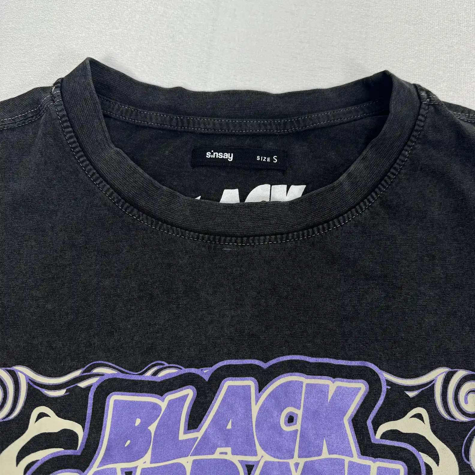 تیشرت وارداتی طرح بند بلک سبث Specials