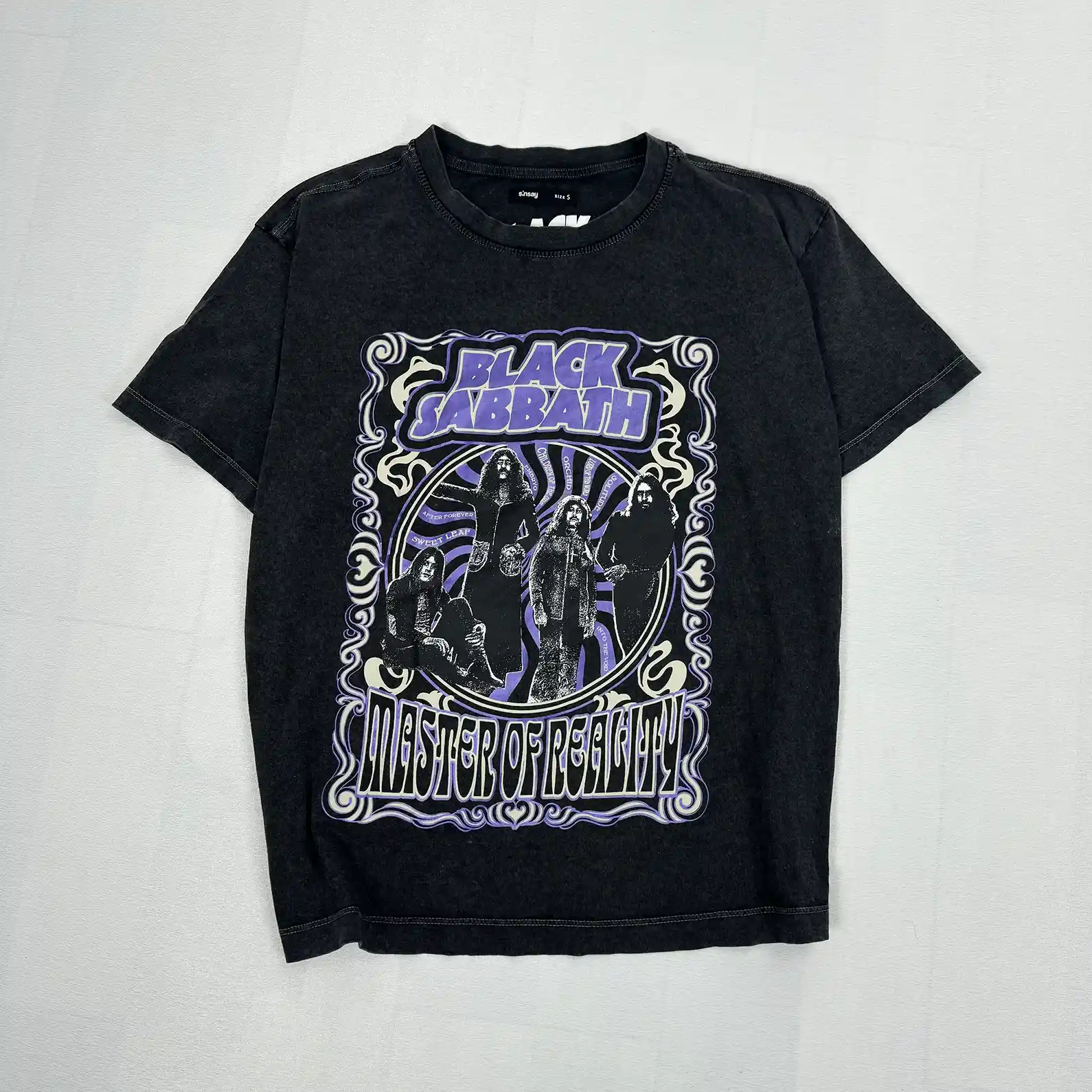 تیشرت وارداتی طرح بند بلک سبث Specials